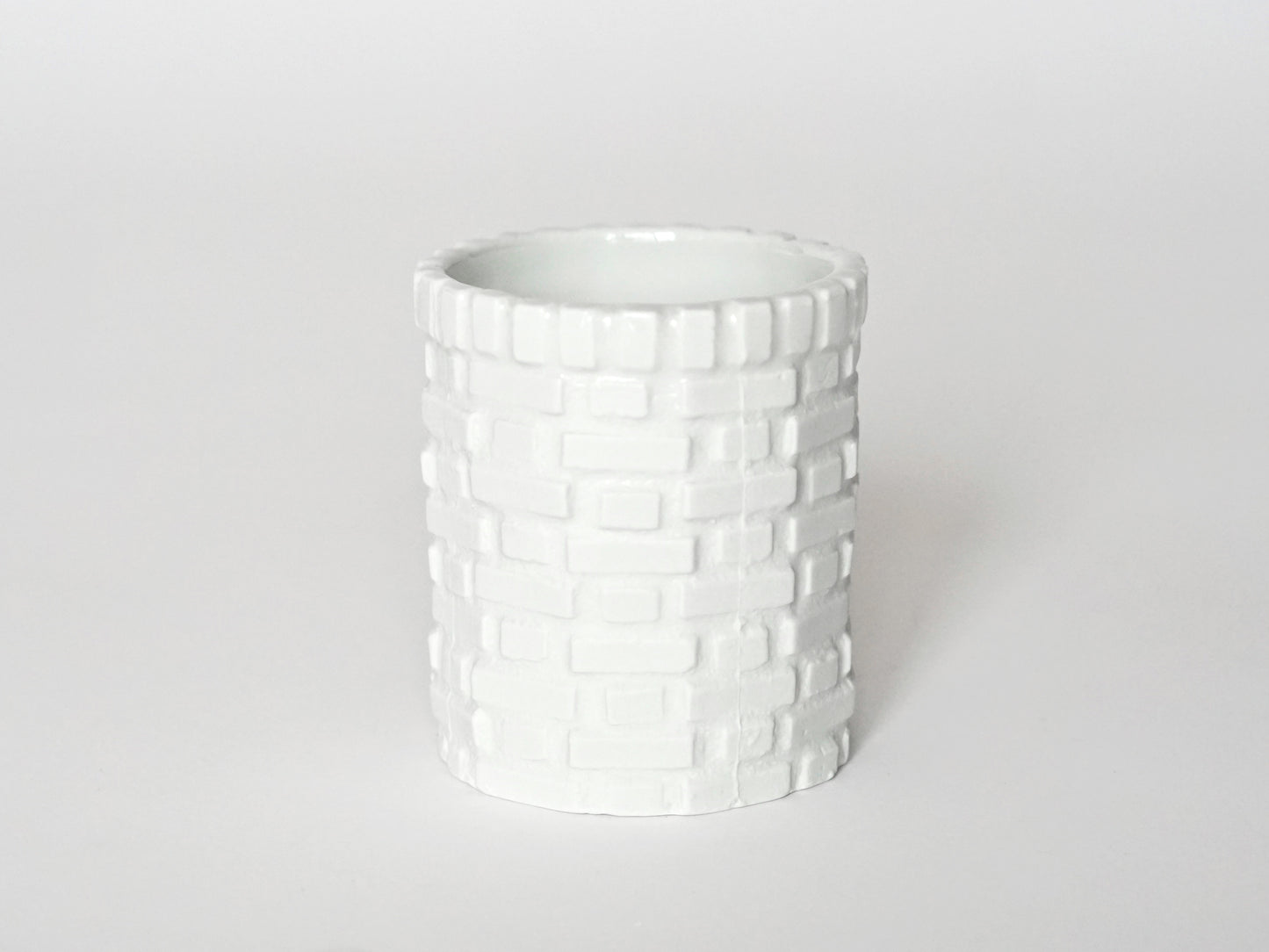 Brickwork cup Porcelain